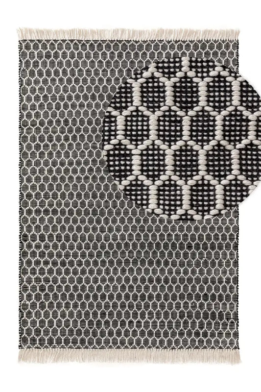 Teppich Mimpi (In- & Outdoor) aus Recyclingmaterial, Weiß/Schwarz