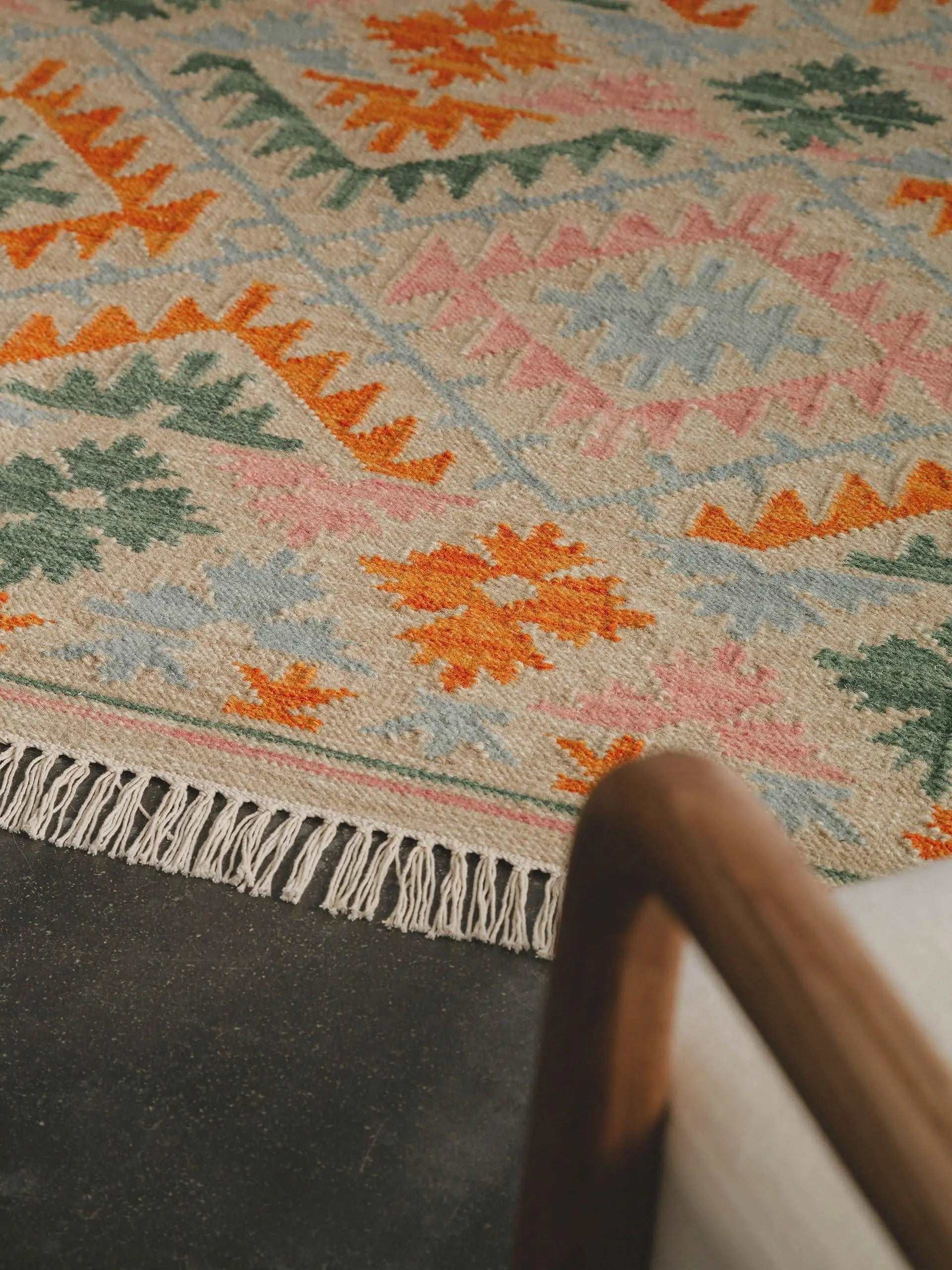 Teppich, Handgewebter Kelim Zohra, Multicolor / Beige