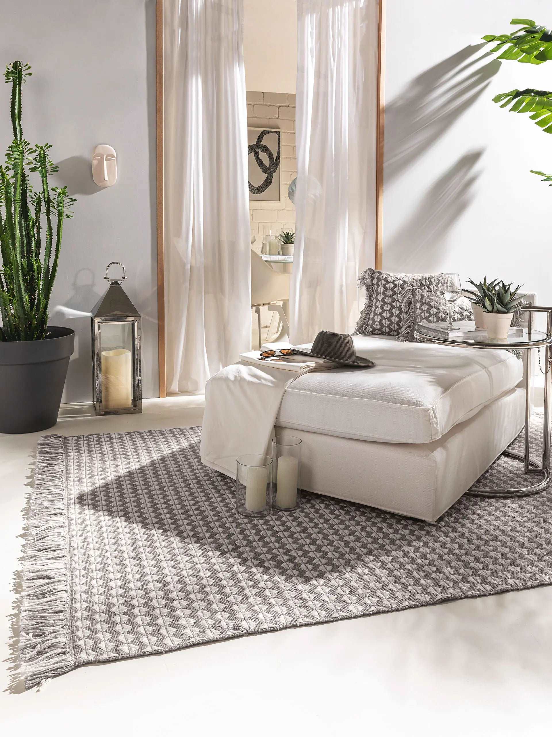 Teppich Morty aus recyceltem Material - In- & Outdoor, Grau